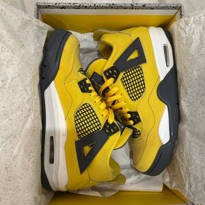 Jordan Air 4 Retro Lightning